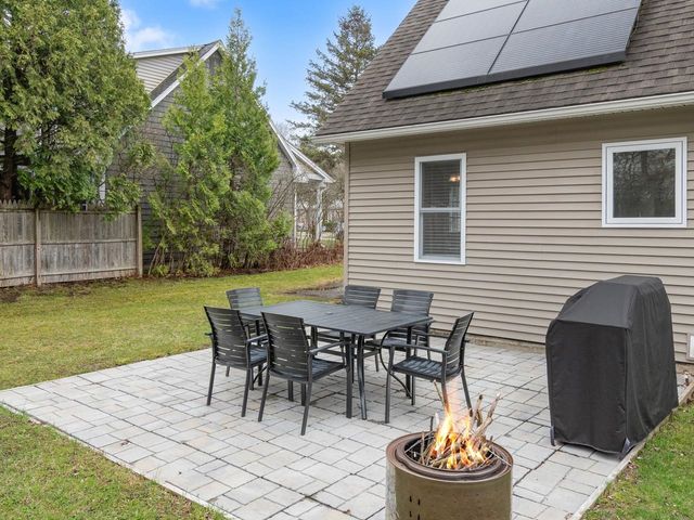 120 Lori Lane, Burlington, VT 05408
