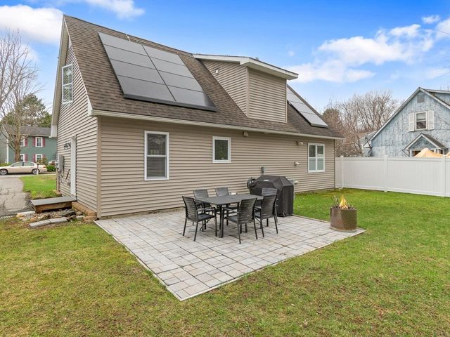 120 Lori Lane, Burlington, VT 05408