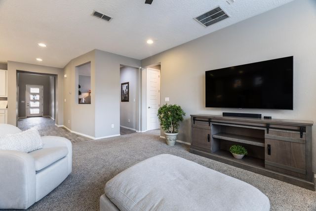 9115 Landsdowne Place NE, Albuquerque, NM 87113