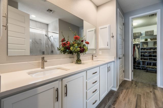 9115 Landsdowne Place NE, Albuquerque, NM 87113