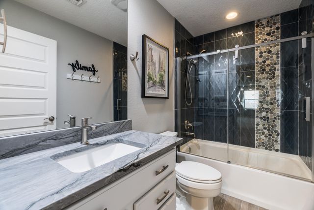 9115 Landsdowne Place NE, Albuquerque, NM 87113