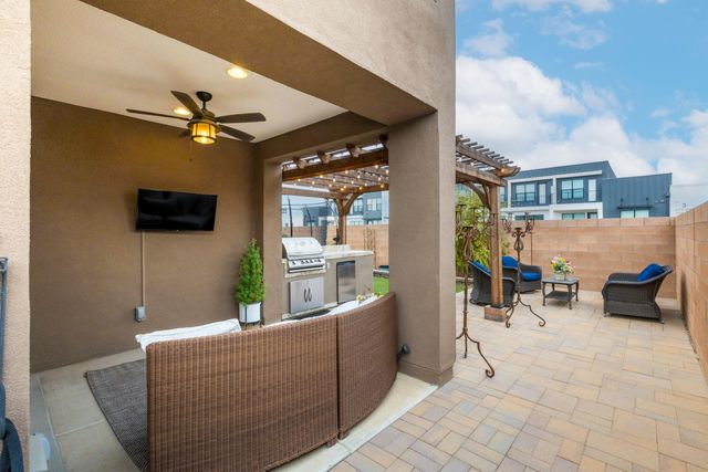 9115 Landsdowne Place NE, Albuquerque, NM 87113