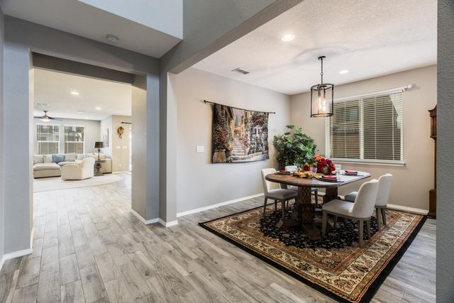 9115 Landsdowne Place NE, Albuquerque, NM 87113