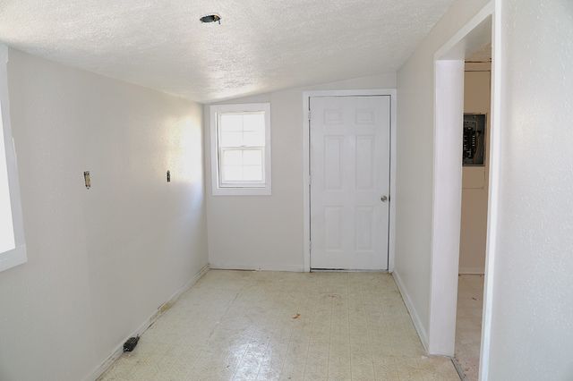 417 Lewis Rd, Mcminnville, TN 37110