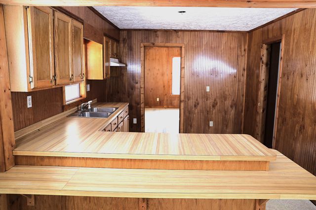 417 Lewis Rd, Mcminnville, TN 37110