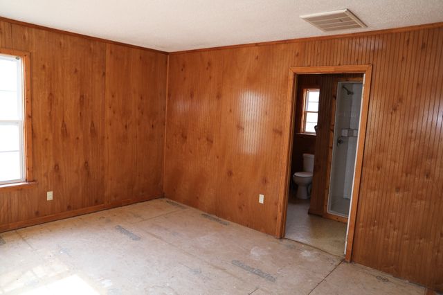 417 Lewis Rd, Mcminnville, TN 37110