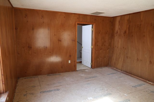 417 Lewis Rd, Mcminnville, TN 37110