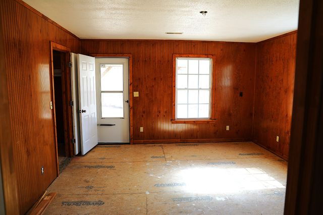 417 Lewis Rd, Mcminnville, TN 37110