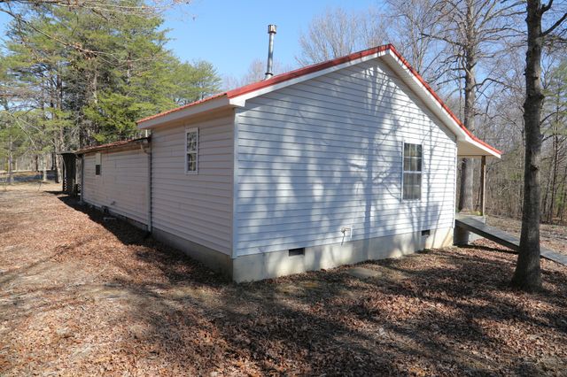 417 Lewis Rd, Mcminnville, TN 37110