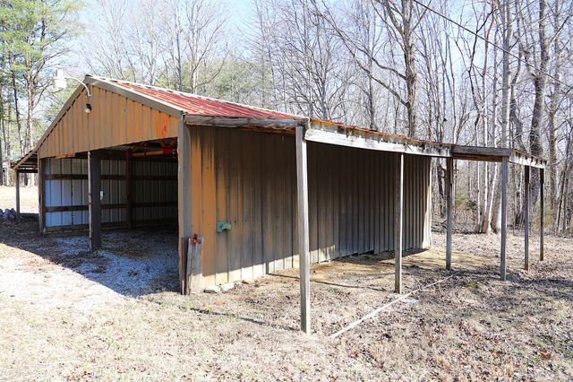 417 Lewis Rd, Mcminnville, TN 37110