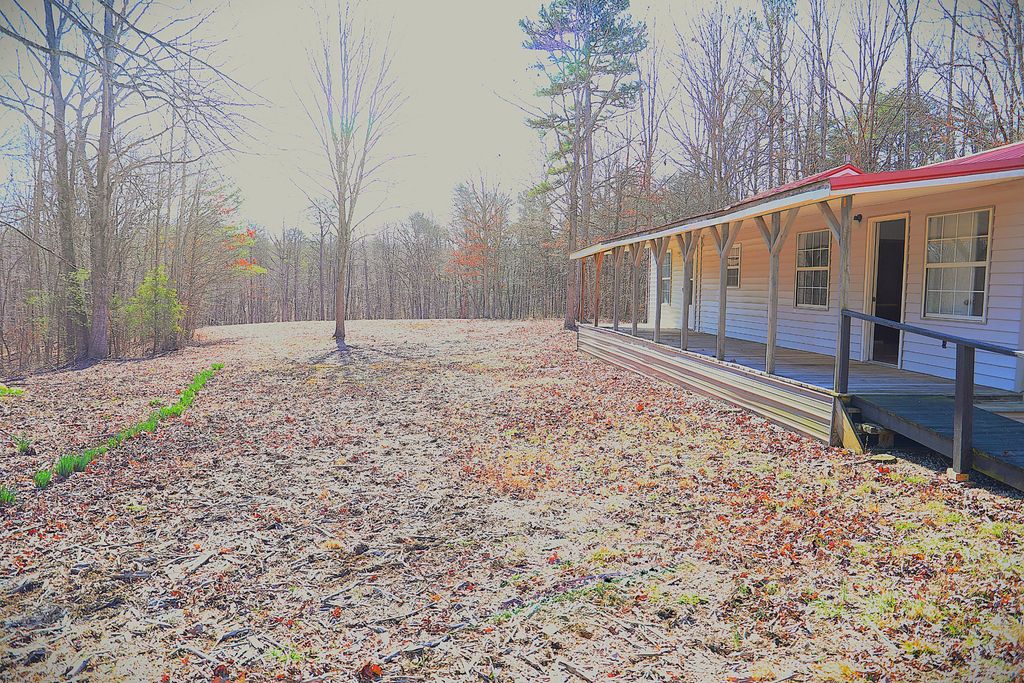 417 Lewis Rd, Mcminnville, TN 37110