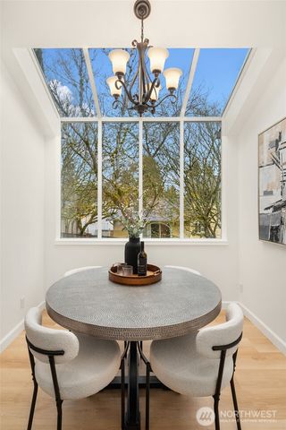 17158 NE 37th Place, Bellevue, WA 98008