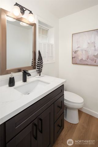 17158 NE 37th Place, Bellevue, WA 98008