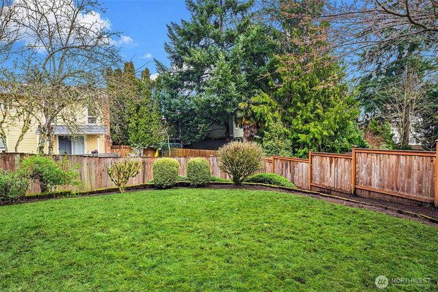 17158 NE 37th Place, Bellevue, WA 98008
