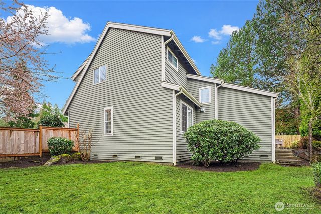 17158 NE 37th Place, Bellevue, WA 98008