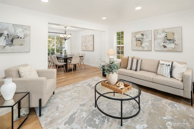 17158 NE 37th Place, Bellevue, WA 98008