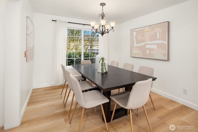 17158 NE 37th Place, Bellevue, WA 98008