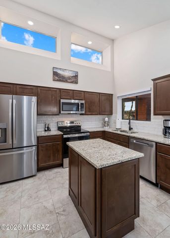 2742 S Via Del Bac, Green Valley, AZ 85622