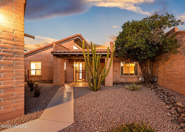 2742 S Via Del Bac, Green Valley, AZ 85622