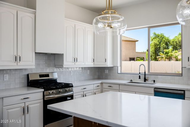 2994 E MAHOGANY Place, Chandler, AZ 85249