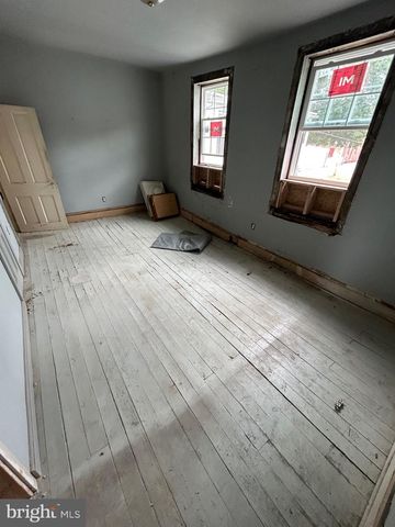 433 LINDBERG AVE, York, PA 17401