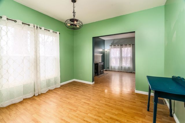 705 N Bridge Street N, Carbondale, IL 62901