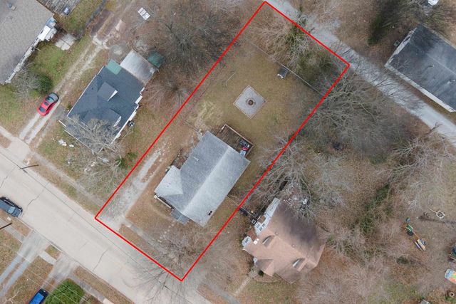 705 N Bridge Street N, Carbondale, IL 62901