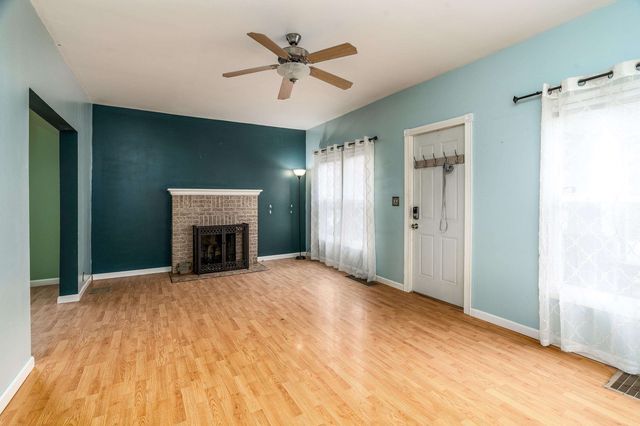 705 N Bridge Street N, Carbondale, IL 62901