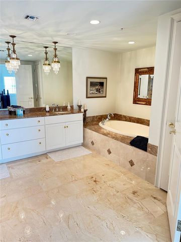 1111 RITZ CARLTON DRIVE 1404, Sarasota, FL 34236