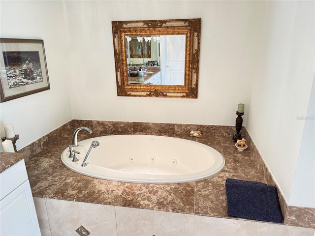 1111 RITZ CARLTON DRIVE 1404, Sarasota, FL 34236