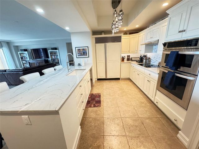 1111 RITZ CARLTON DRIVE 1404, Sarasota, FL 34236