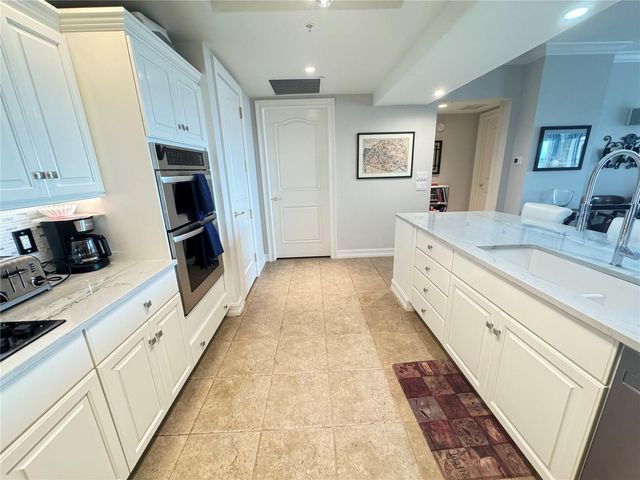 1111 RITZ CARLTON DRIVE 1404, Sarasota, FL 34236