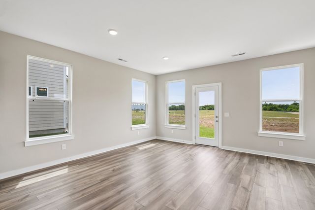 600 Sun Bear Lane, Mount Pleasant, TN 38474