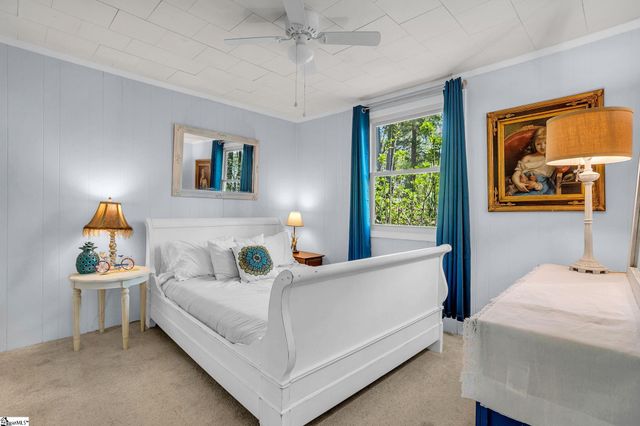 534 Gambrell Road, Townville, SC 29689