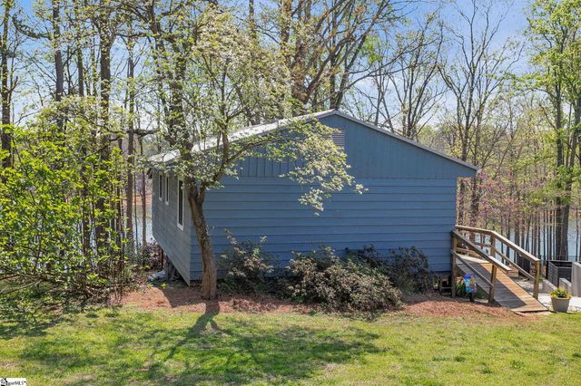 534 Gambrell Road, Townville, SC 29689