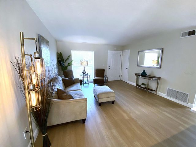 2635 KERWOOD CIRCLE, Orlando, FL 32810