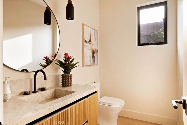 3962 Alla, Los Angeles, CA 90066