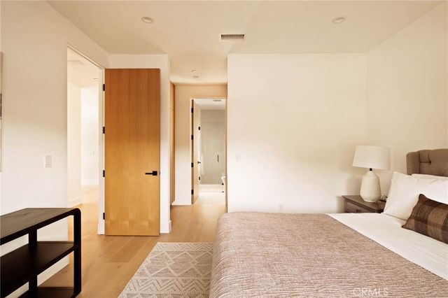 3962 Alla, Los Angeles, CA 90066