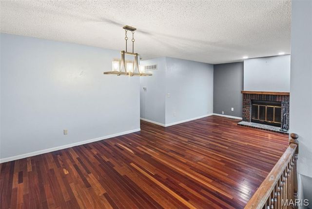 15626 94th Avenue, Florissant, MO 63034