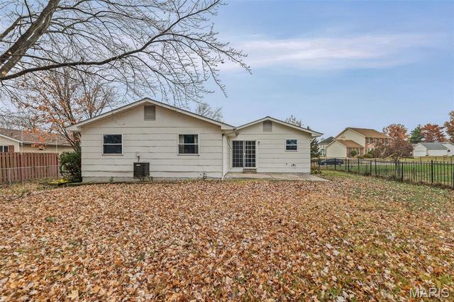 15626 94th Avenue, Florissant, MO 63034