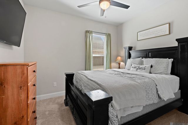 38424 Parliament Dr, Prairieville, LA 70769