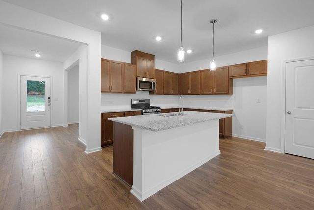 1714 Fawlocke Run, Loganville, GA 30052