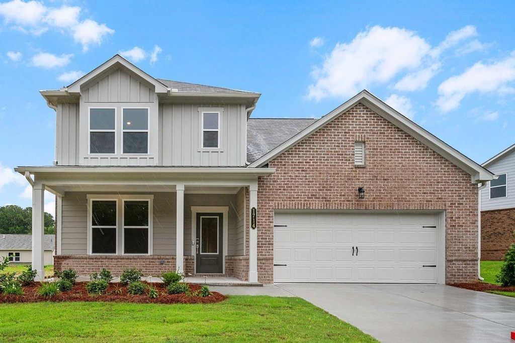 1714 Fawlocke Run, Loganville, GA 30052