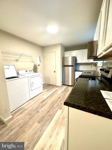 101 PATRICK HENRY DR, Louisa, VA 23093