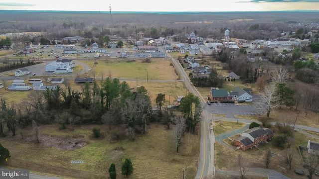 101 PATRICK HENRY DR, Louisa, VA 23093