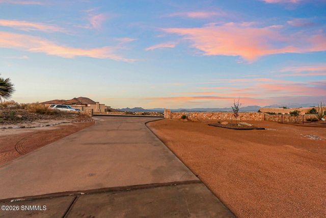 8060 Constitution Road, Las Cruces, NM 88007