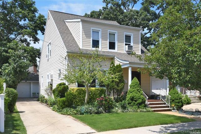 56 State Street, Rockville Centre, NY 11570