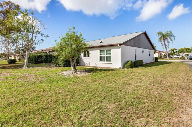 626 DEERWOOD AVENUE, Englewood, FL 34223