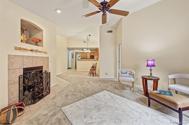 8777 E Dry Creek Road 1422, Centennial, CO 80112