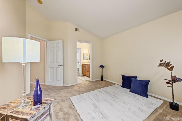 8777 E Dry Creek Road 1422, Centennial, CO 80112
